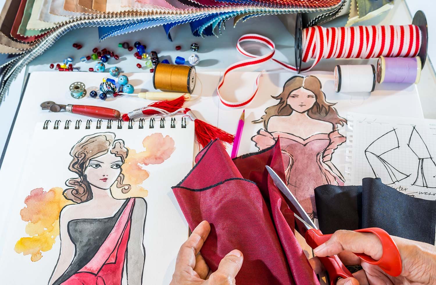 How to Become a Fashion Designer